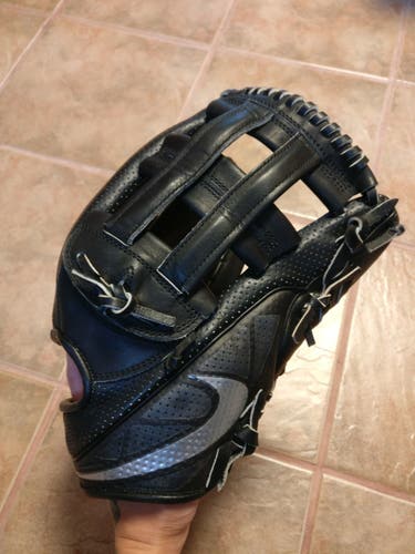Nike MVP Elite Pro Baseball Glove, 12.75"