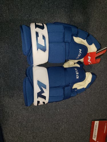 Colorado Avalanche New Pro Stock CCM HG97 Gloves 15" Graves
