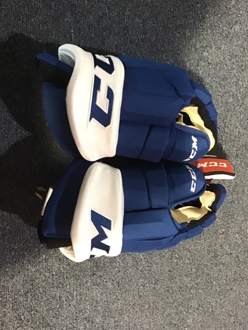 Colorado Avalanche New Pro Stock CCM HGTKPP Gloves 14” Or 15” Team Issue