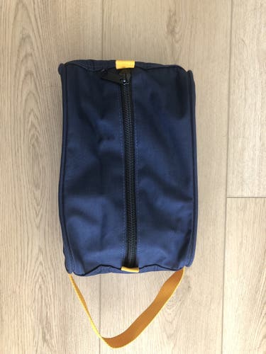 Toiletry Accessory bag St.Louis/Buffalo