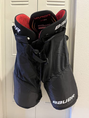 Black Senior Medium Bauer Vapor X2.9 Hockey Pants