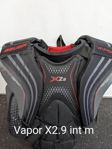 Intermediate New Medium Bauer Vapor X2.9 Goalie Chest Protector