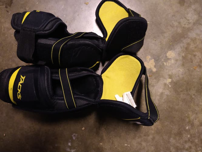 Senior Used Extra Large CCM Elbow Pads