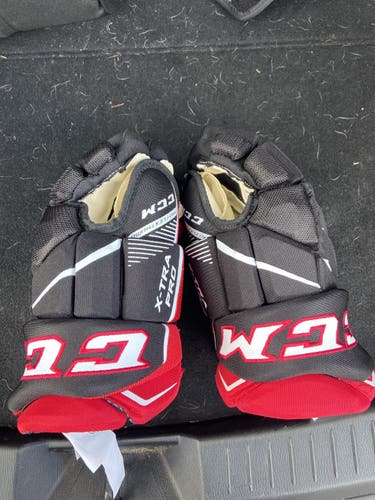 Black Red White Jet speed Senior CCM 14" Gloves