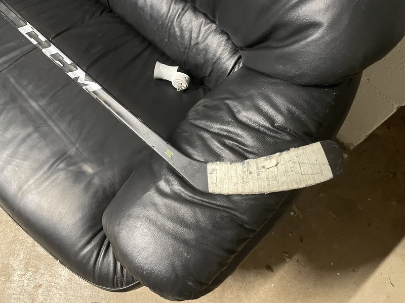 Senior Right Handed Mid Pattern RibCor Trigger 3D PMT Hockey Stick