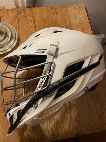 White Used Player's Cascade S Helmet
