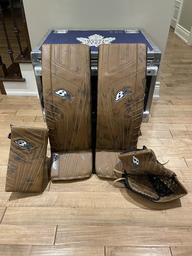 34+1.5” Brian’s Optik Pro Goalie Pads And Gloves Set