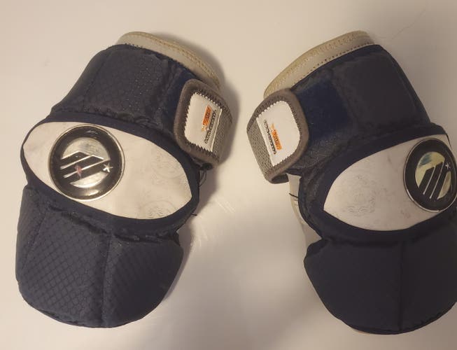 Used Medium/Large Maverik Arm Pads