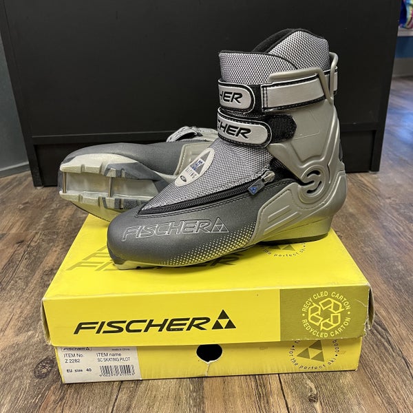 Skate Size 7.0 (EUR 40) New Fischer SC Skating Pilot Cross Country Ski Boots