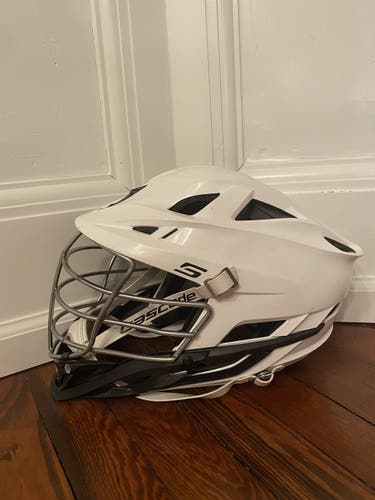 White Cascade S Helmet: Used