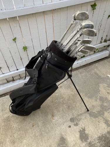 Brand new tour craft mens golf club set with bag
