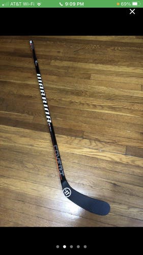 Intermediate Right Handed Mid Pattern Pro Stock Covert QRE Pro Hockey Stick