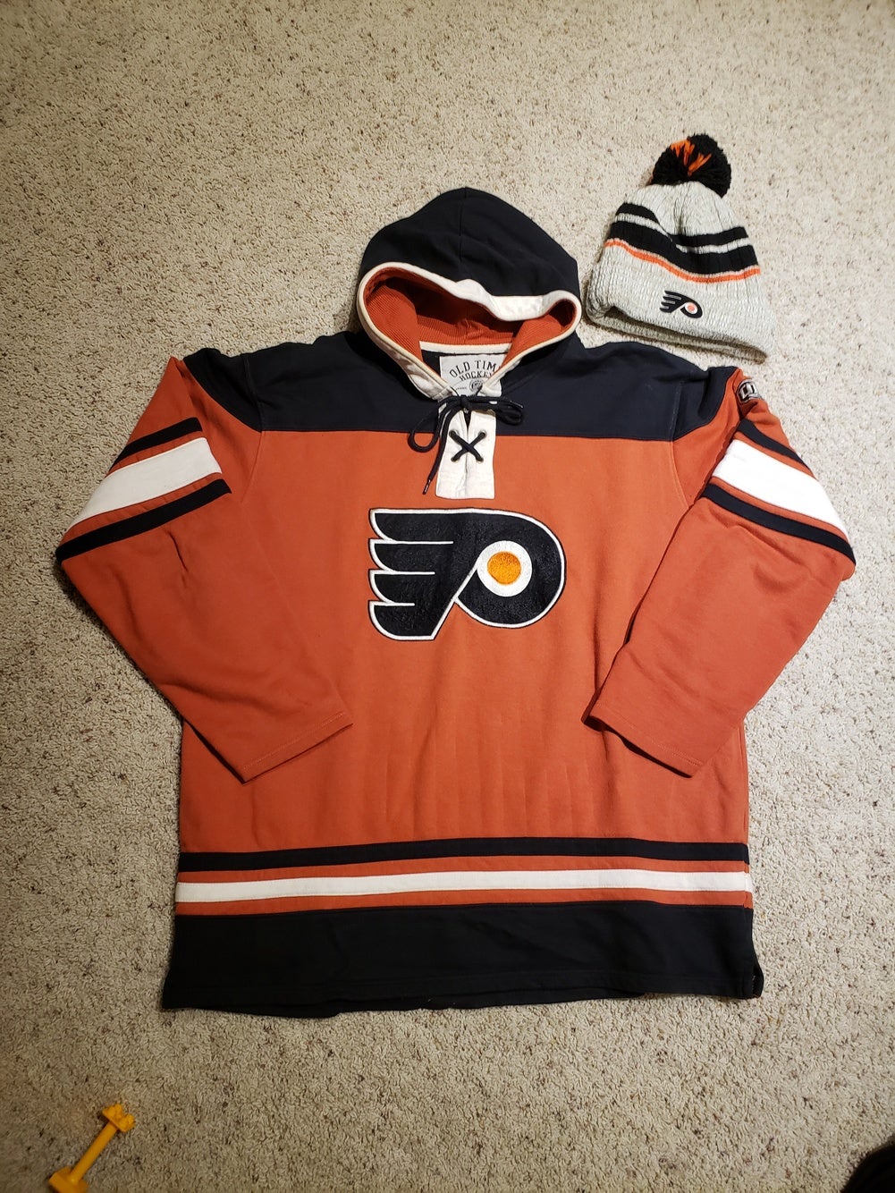 Philadelphia Flyers Sweater Mens Extra Large Black Hockey NHL Pullover  Reebok