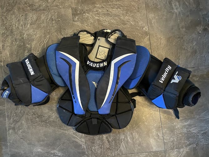 Junior Medium Vaughn Velocity V6 Goalie Chest Protector