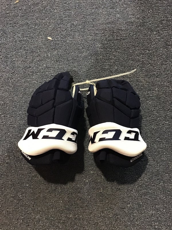 Colorado Avalanche: MacKinnon's Gloves Tease Nordiques Rumour