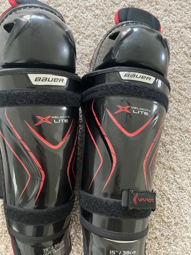 Bauer S18 Xvelocity Shin Pads