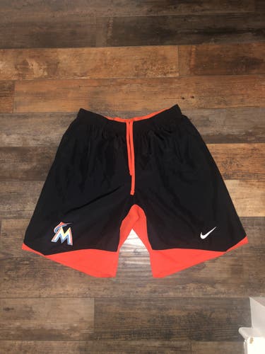 NIKE Miami Marlins On-Field Game Shorts (Large)