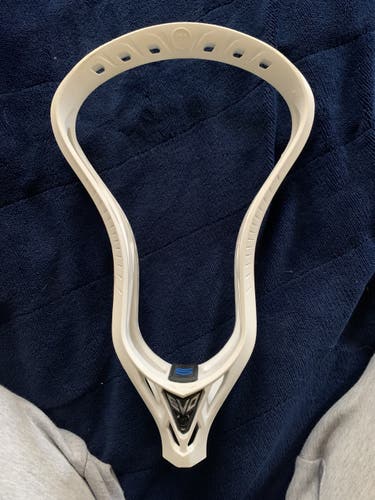 White Used Attack & Midfield Unstrung Evo 5 Head