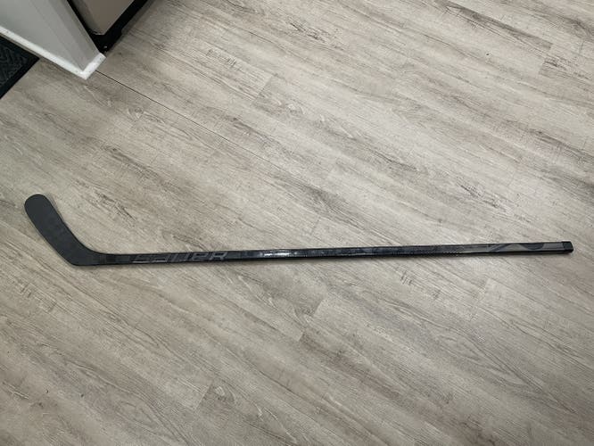 Custom Bauer Nexus Geo Stick - RH 87 PM9