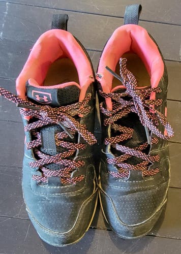 Pink Kid's Used Under Armour Size 2 Softball Cleats