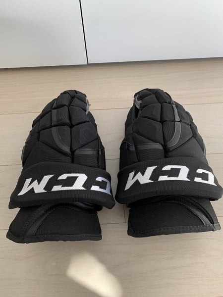 Black Senior CCM 14" Pro Stock HG12 Gloves
