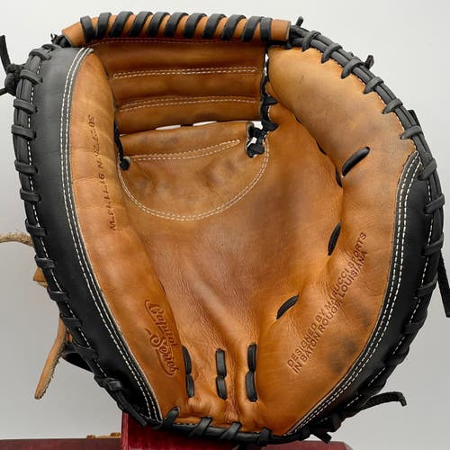 Marucci 235c1 Capitol Series 33.5” Catchers Mitt