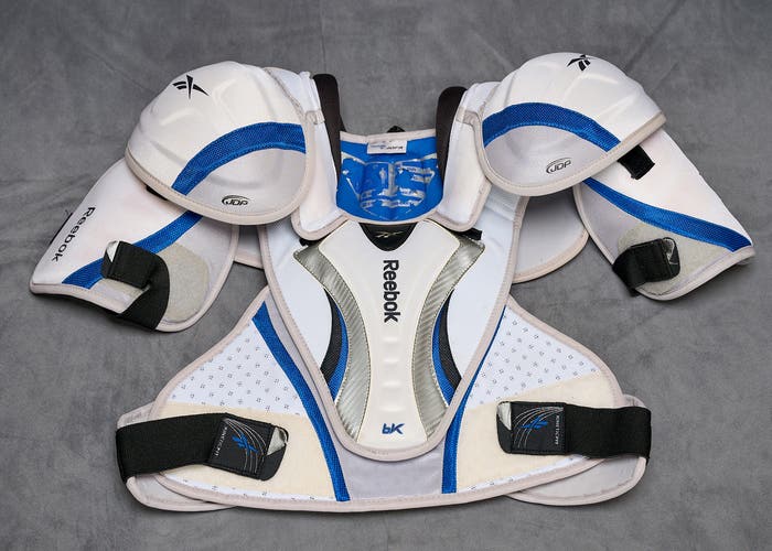 Used Senior Large Reebok 6K Shoulder Pads