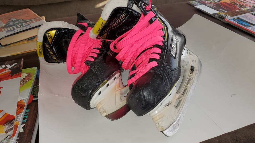 Bauer size 6 Supreme 2S Skates Regular Width Size 6