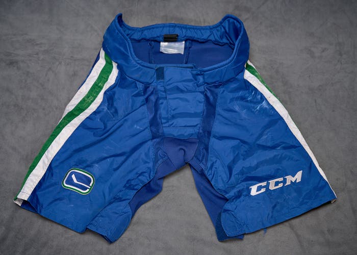 Senior Vancouver Canucks Used Medium CCM PP90 Pant Shell Pro Stock