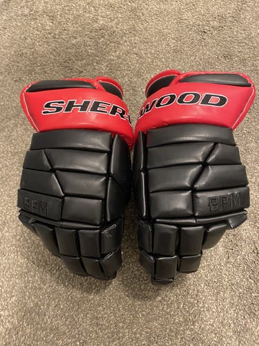 Black/Red Sher-Wood BPM 120 LE Leather Gloves