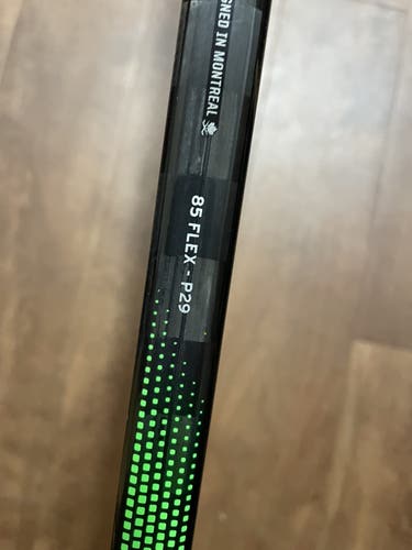 Senior Right Handed Mid Pattern  Ribcor Trigger 5 Pro Hockey Stick