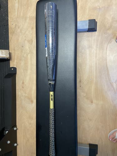 New High School/College BBCOR Certified 2021 Louisville Slugger Composite Meta Bat (-3) 30 oz 33"