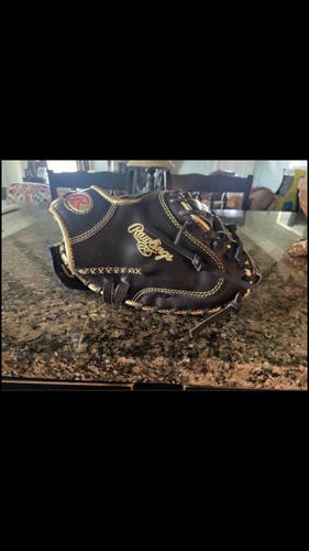 Rawlings gold glove catchers mitt
