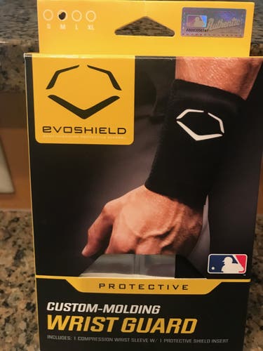 New EvoShield Wrist Guard - Size Adult Medium
