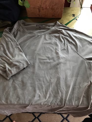 Rhone Camo work out shirt