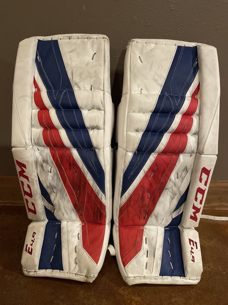 White, Red & Blue Intermediate 30"+ 1” CCM Extreme flex 4.9 Goalie Leg Pads