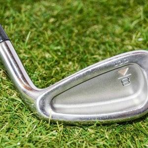 Titleist 	Dci 	8 Iron 	Right Handed 	38"	Steel 	Stiff	New Grip