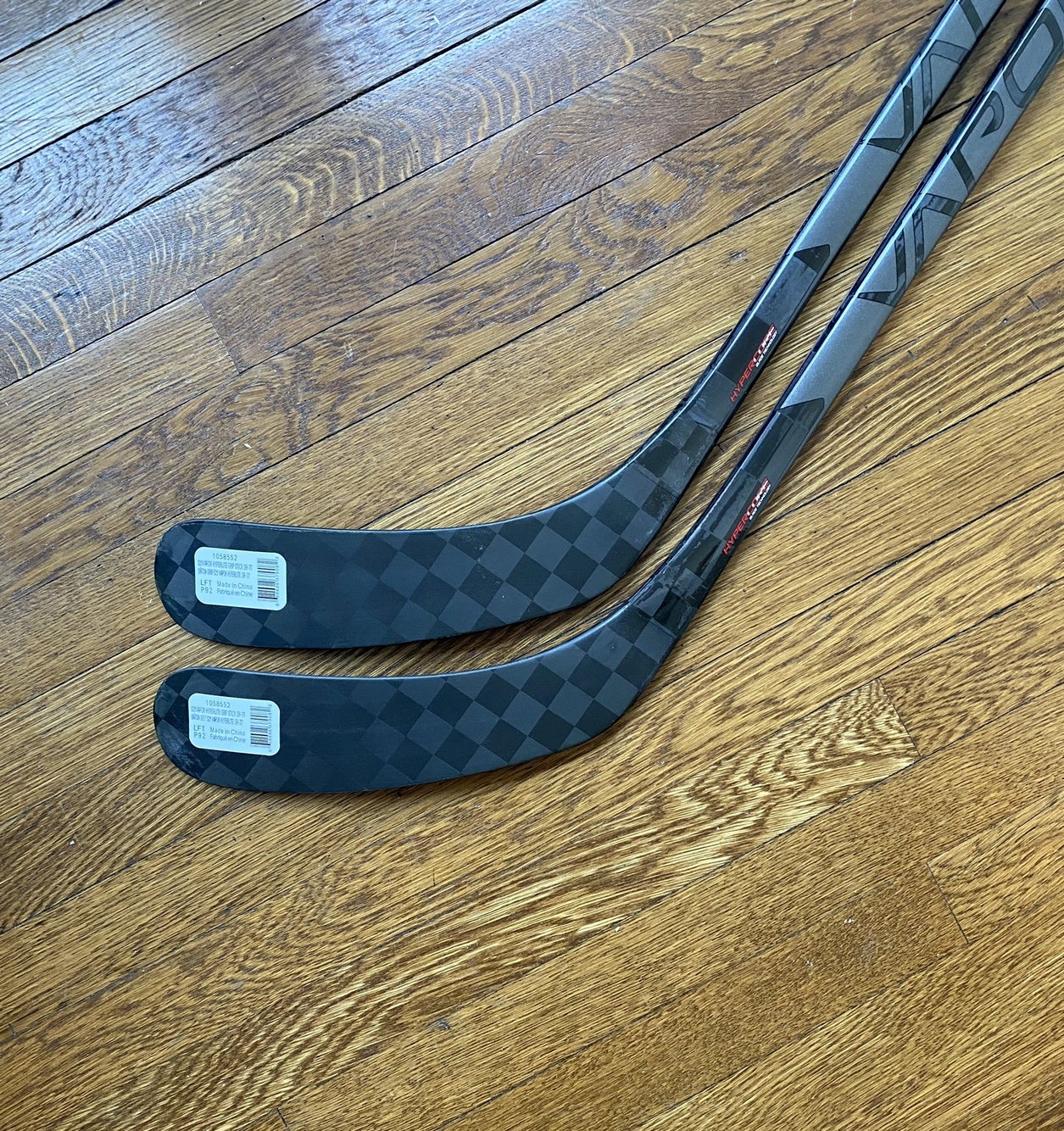 P92 Curve Junior Carbon Fiber Ice Hockey Stick - China Ice Hockey Stick and Hockey  Stick price