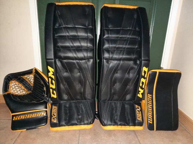 Used Custom 32" CCM Extreme Flex III Goalie Full Set with Warrior G3 Pro Gloves
