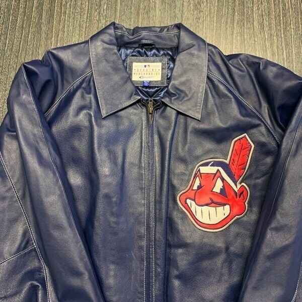 Sold at Auction: Cleveland Indians #1 Apparel Medium Wahoo Jacket, EC