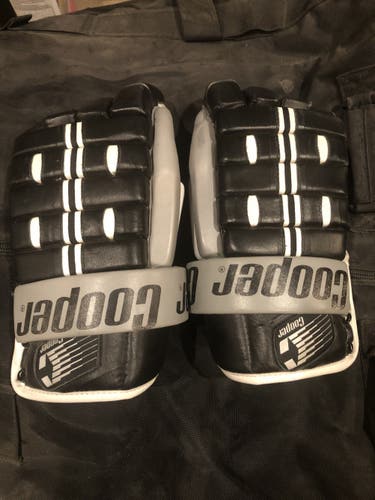 Vintage Cooper hockey gloves