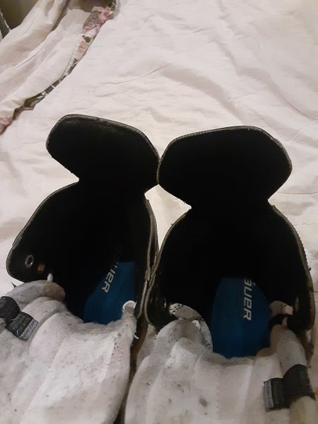 Senior Used Bauer Supreme 170 Hockey Skates Regular Width Size 8.5