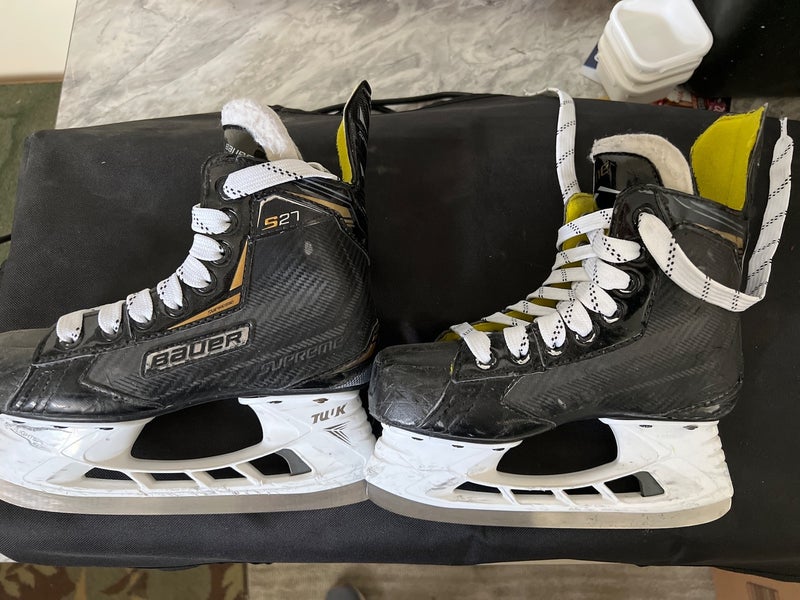 Youth Bauer Regular Width Size 1.5 Supreme S27 Hockey Skates