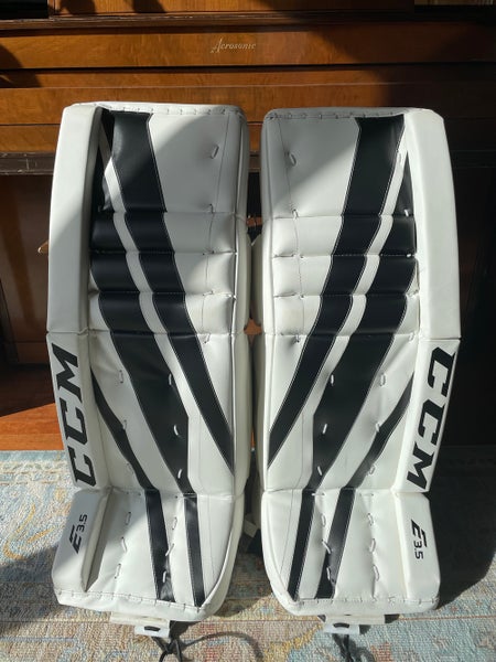 Used 32" CCM Extreme Flex E3.5 Goalie Leg Pads