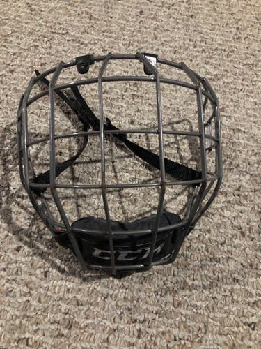 CCM FM680 Cage