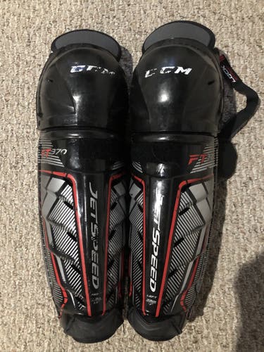 CCM JetSpeed FT370 Shin Pads