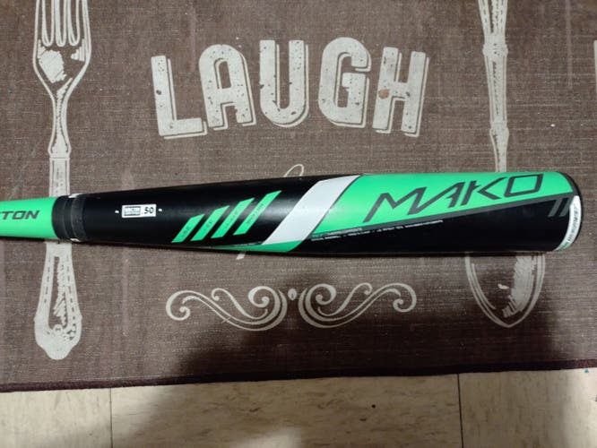 Used High School/College BBCOR Certified 2016 Easton Composite Mako Bat (-3) 29 oz 32"