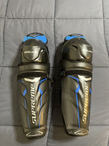 Senior Bauer Supreme One.8 Shin Pads