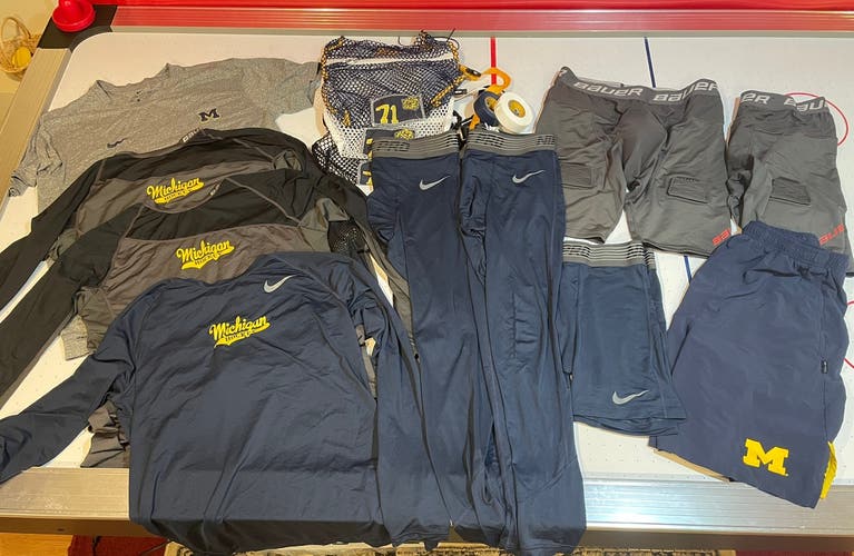 University of Michigan Player Gitch Bag Large #71