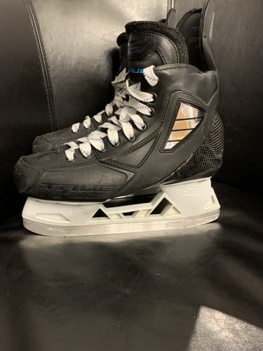 Senior True Wide Width Size 8 Pro Custom Hockey Skates